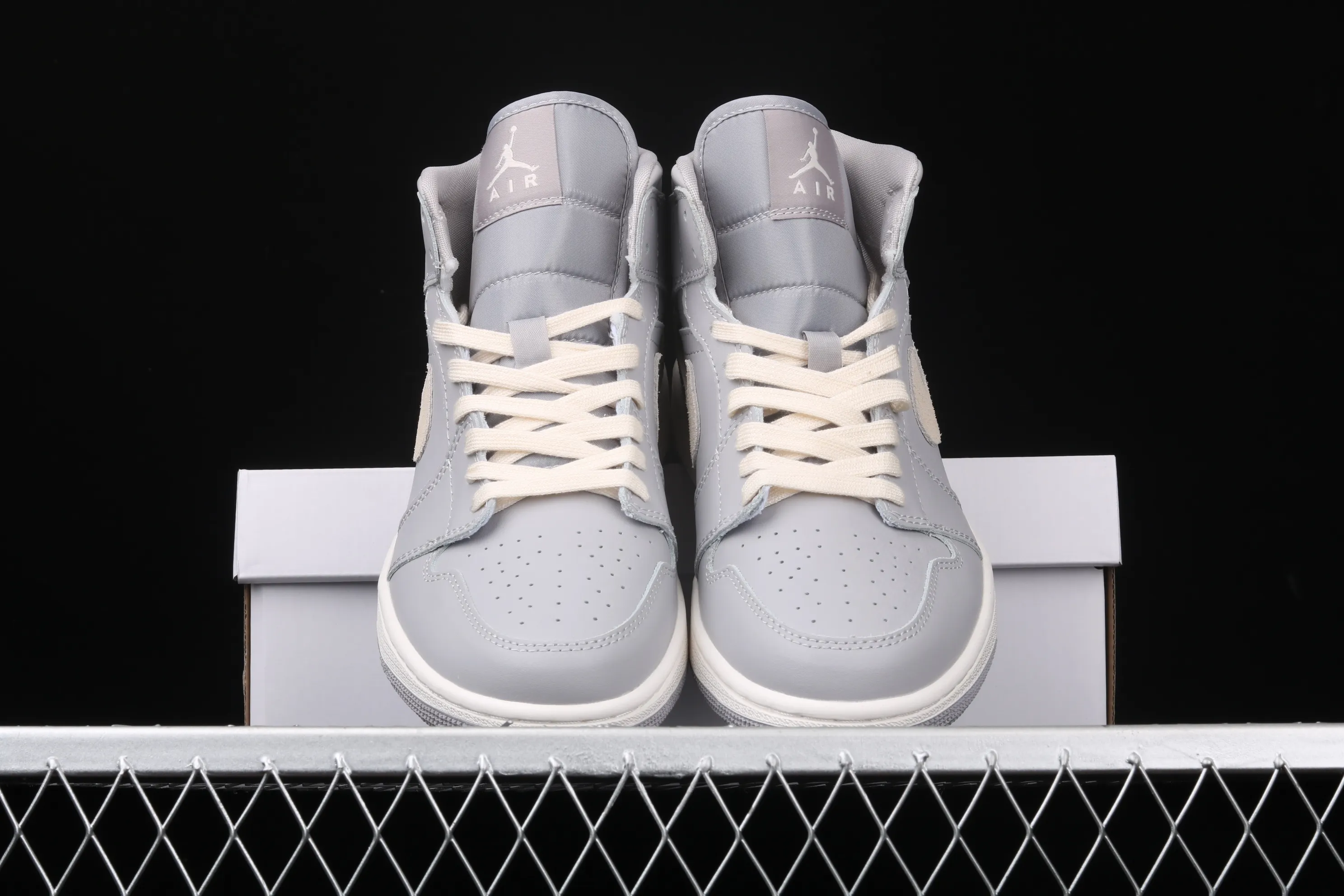 All Categories Air Jordan Jordan Series Basketball Shoes Air Jordan 1 High Air Jordan 1 Mid AJ1 Joe 1 Gray Little Earl Basketball Shoes CD7240-002